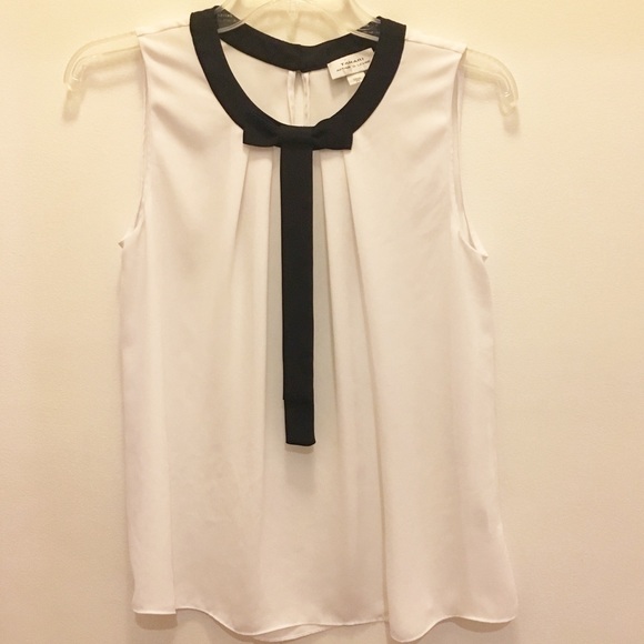 Tahari Tops - Tahari | Georgette White & Black bow blouse